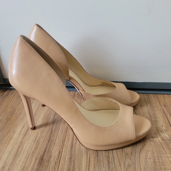 "Brand New" Jessica Simpson D'orsay Beige Leather Pump Size 10 - Picture 4 of 10